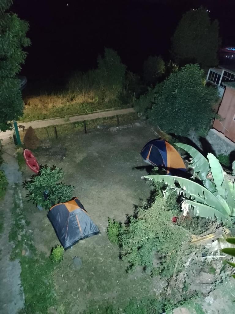 Espacio para acampar en la Isla de Janitzio photo 4