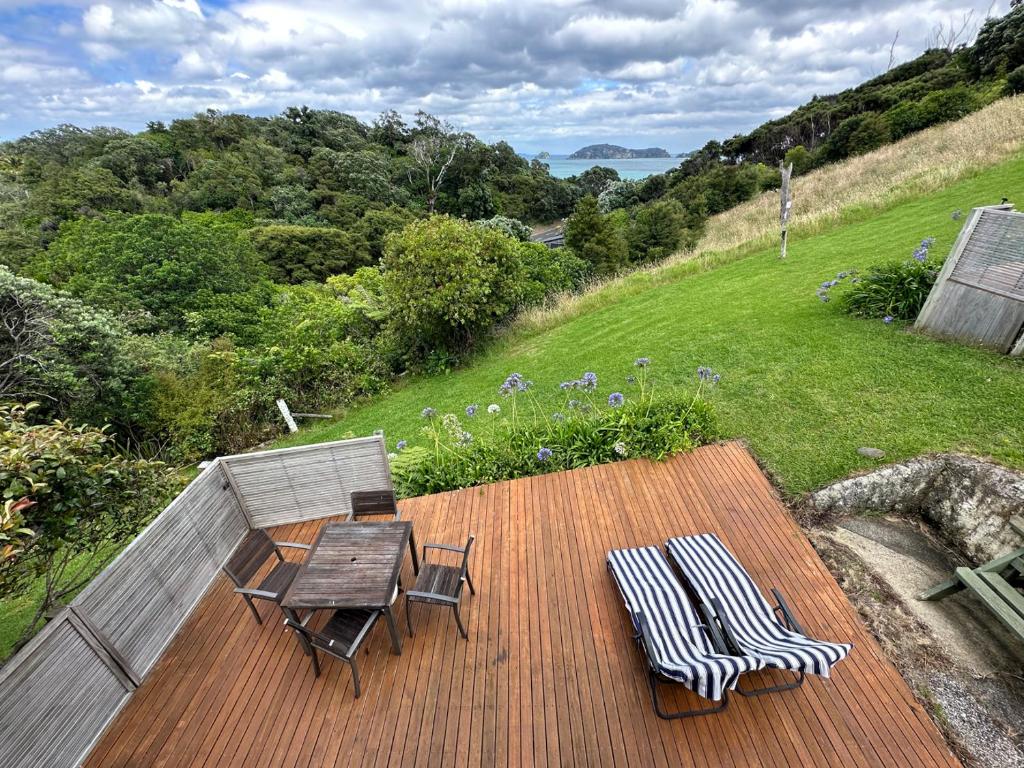Pohutukawa Coastal Chalets photo 2