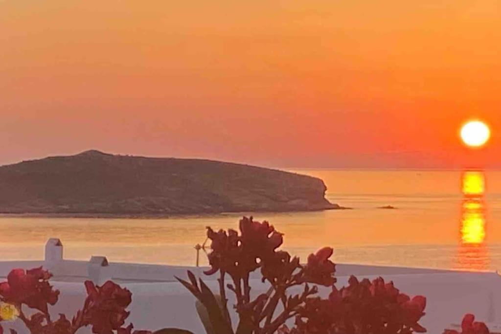 Tinos Beautiful Sunrise Apartment Near Agios Sostis Beach photo 2