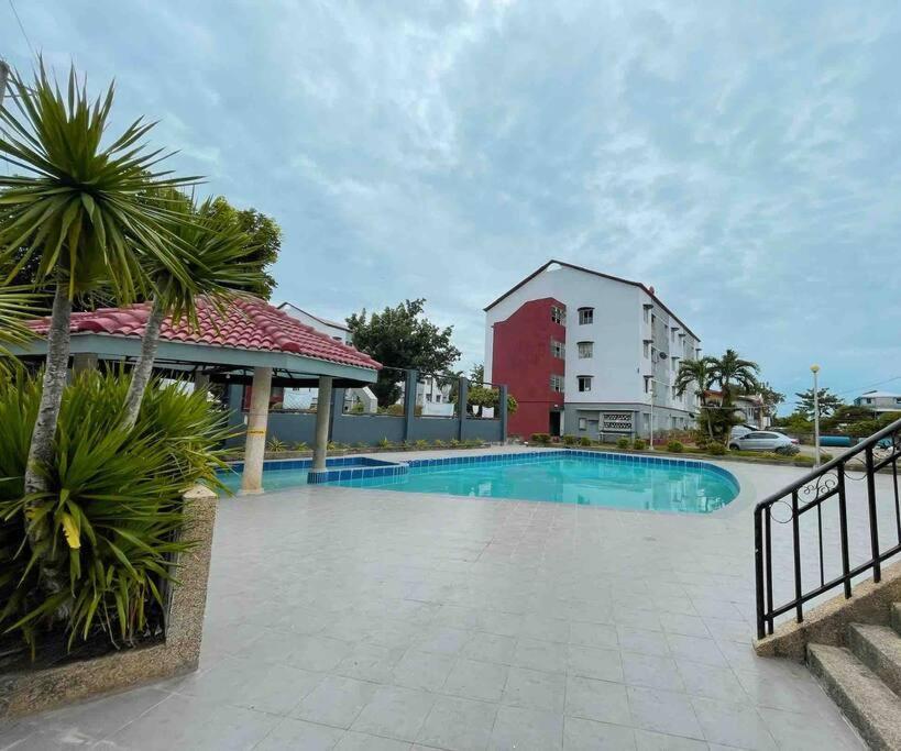 Yami’s Pad at Mactan Oasis Garden photo 1