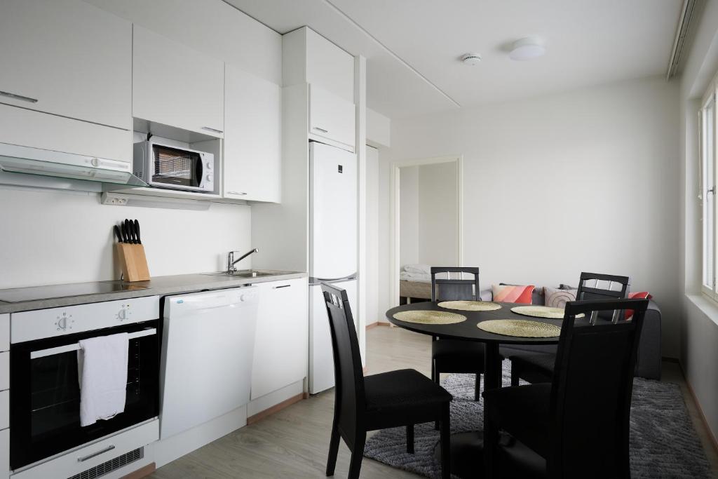 New apartment, two bed room, free car park