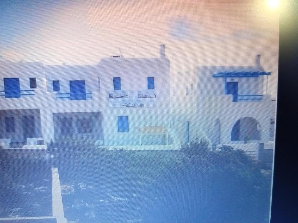 HOUSE 3Bedroom Maisonette ΕΞΟΧΙΚΟ Alyki PAROS 50m from BEACH ideal for families photo 1