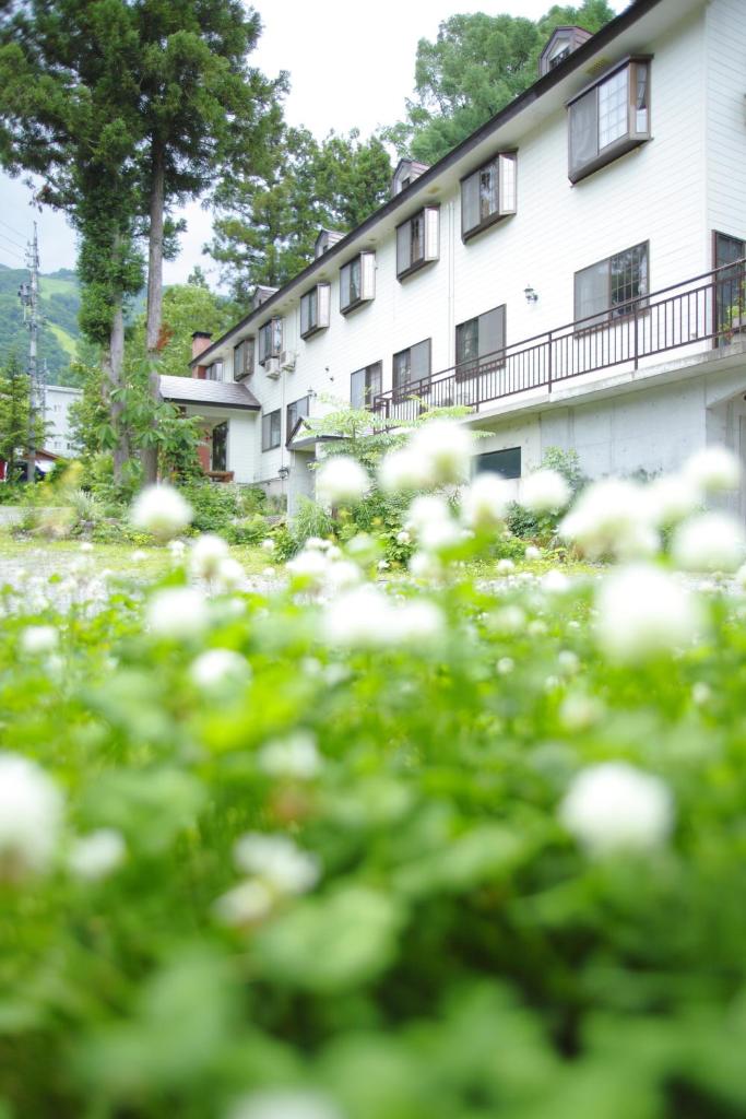 HakubaGoryu Pension&LogCottage Arumu photo 2