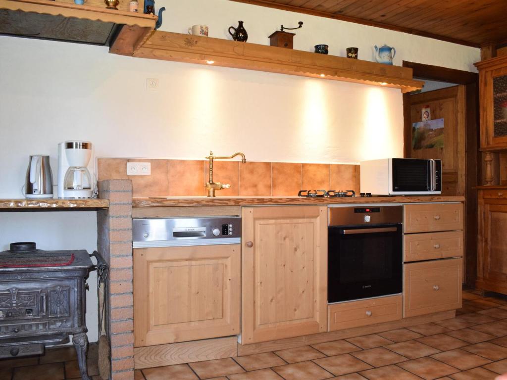 Chalet Morzine, 5 pièces, 12 personnes - FR-1-524-11 photo 3