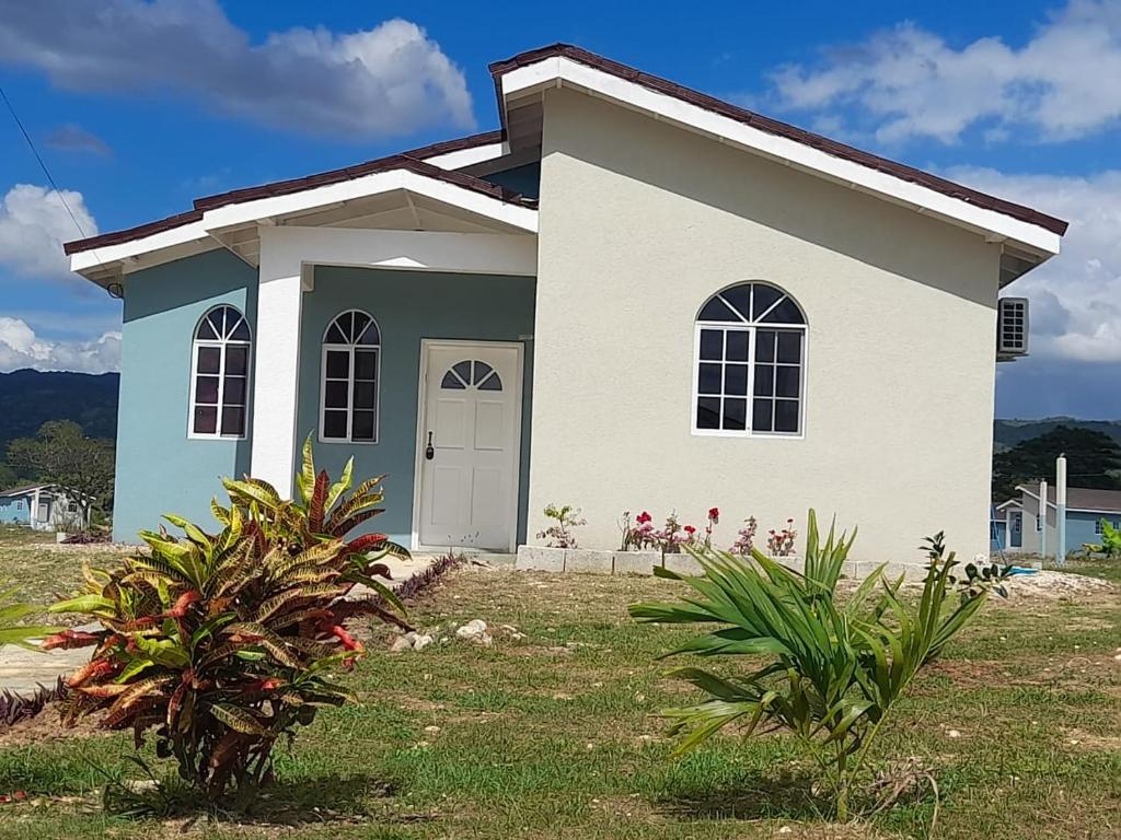 Loodik Vacation Home Brompton Manor photo 1