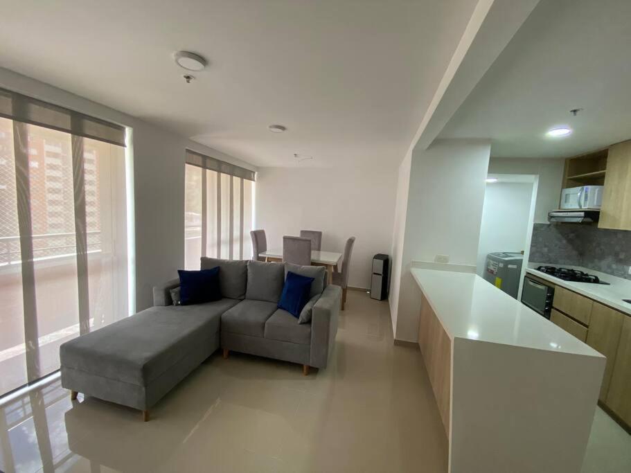 Hermoso, moderno y confortable apartamento. photo 1
