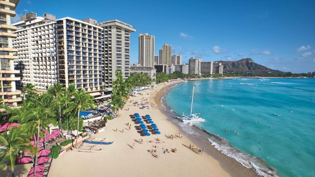 OUTRIGGER Waikiki Beach Resort image