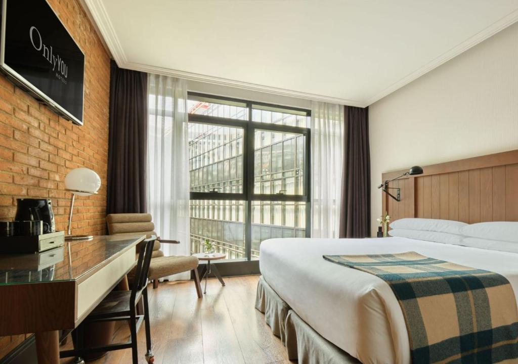 Only YOU Hotel Atocha Room Type - Deluxe Double or Twin Room