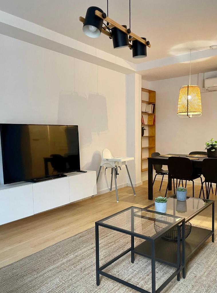 Home Las Burgas D&C photo 1