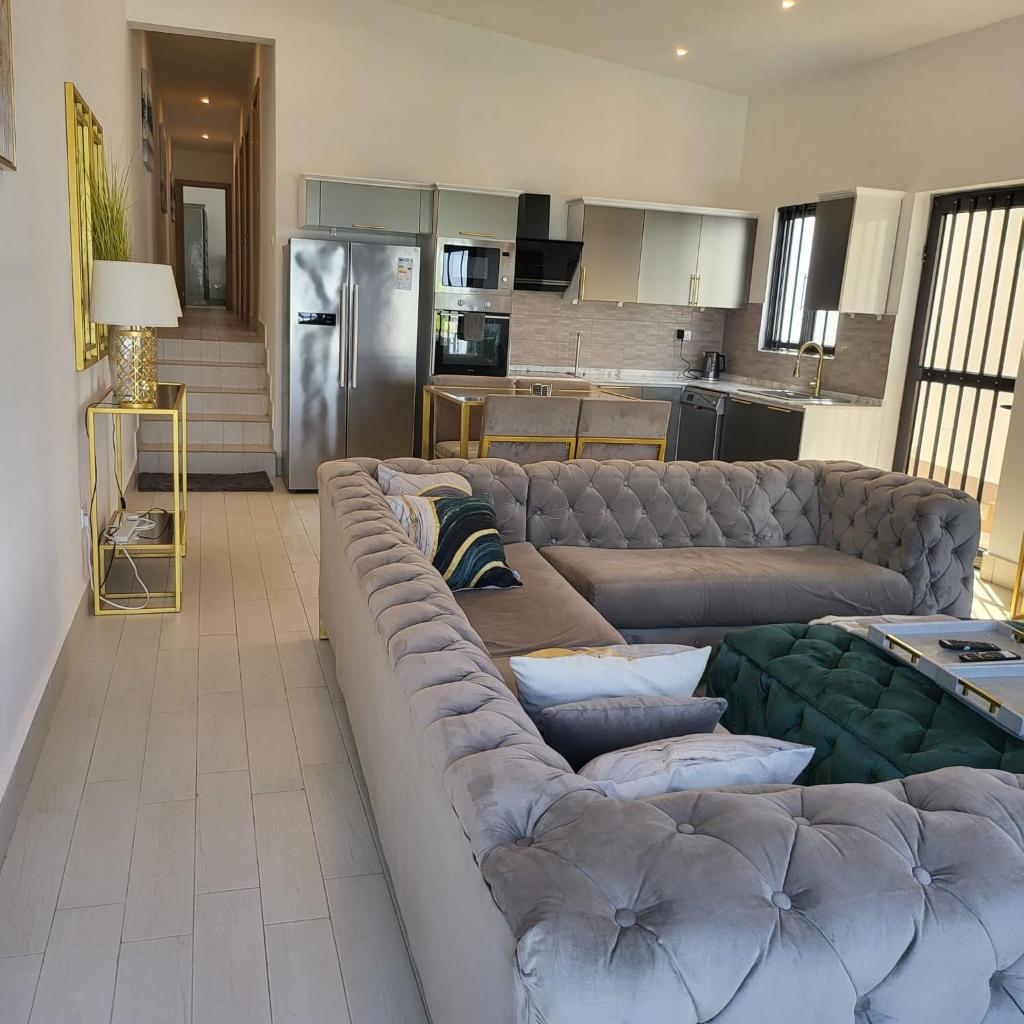Relax Serviced Beach Front Villa photo 2