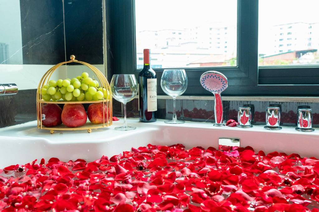 King's Hotel Linh Đàm 2