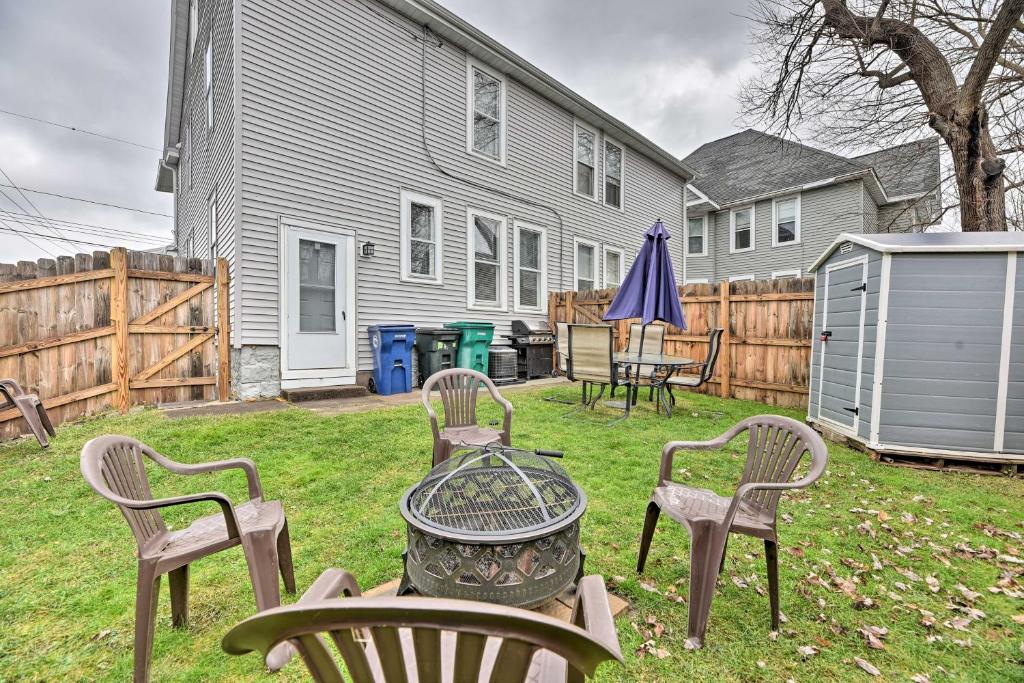 Niagara Falls Townhome Near Wineries! photo 1