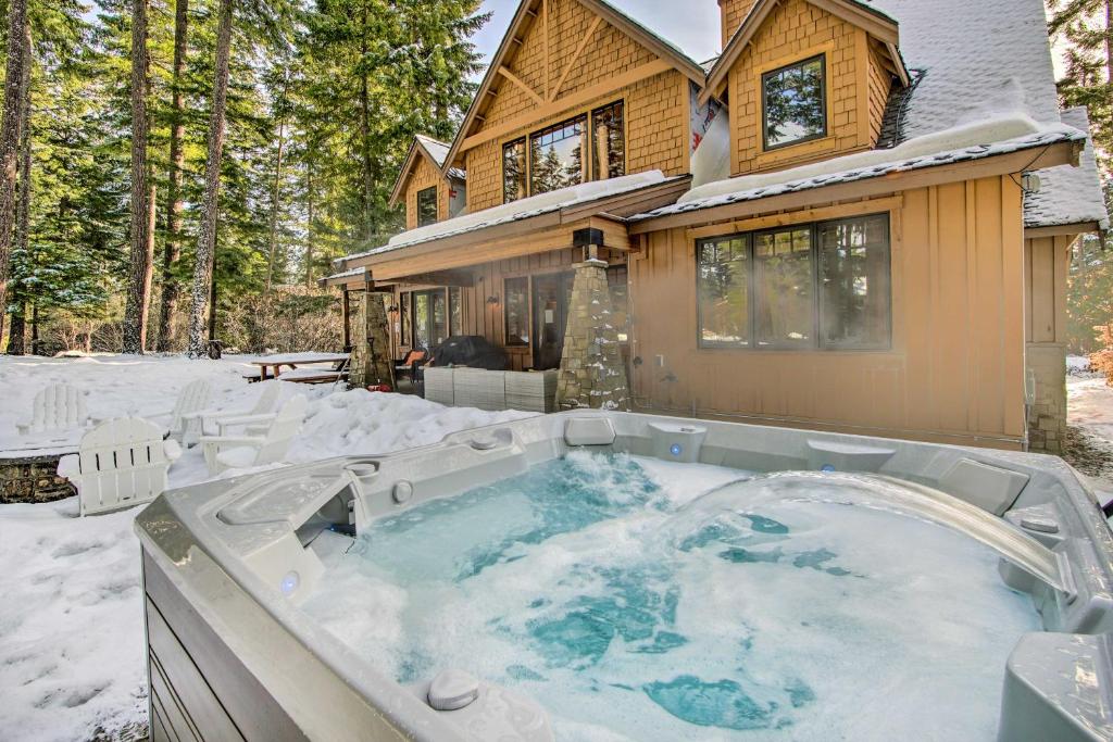 Stunning Suncadia Retreat with Hot Tub and Game Room! photo 1