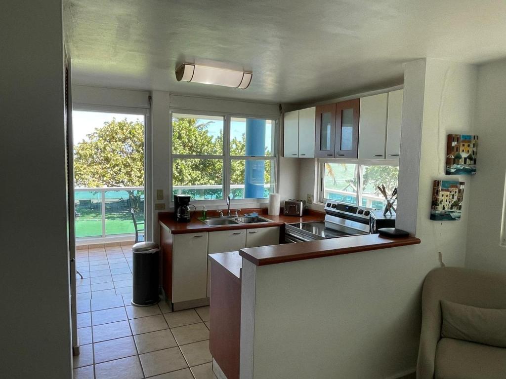 Costa Mar Beach Front Apartment Whith Pool photo 4