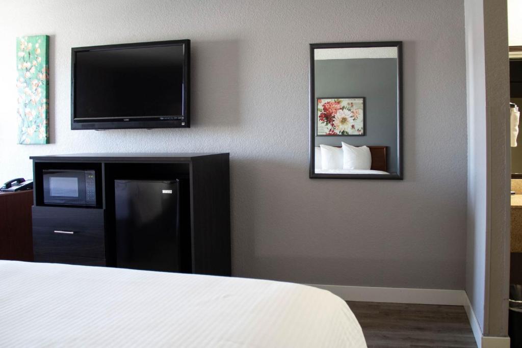 New Victorian Inn - Sioux City photo 4