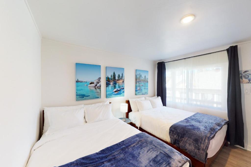 The Chalet at Kings Beach Unit 2 photo 2