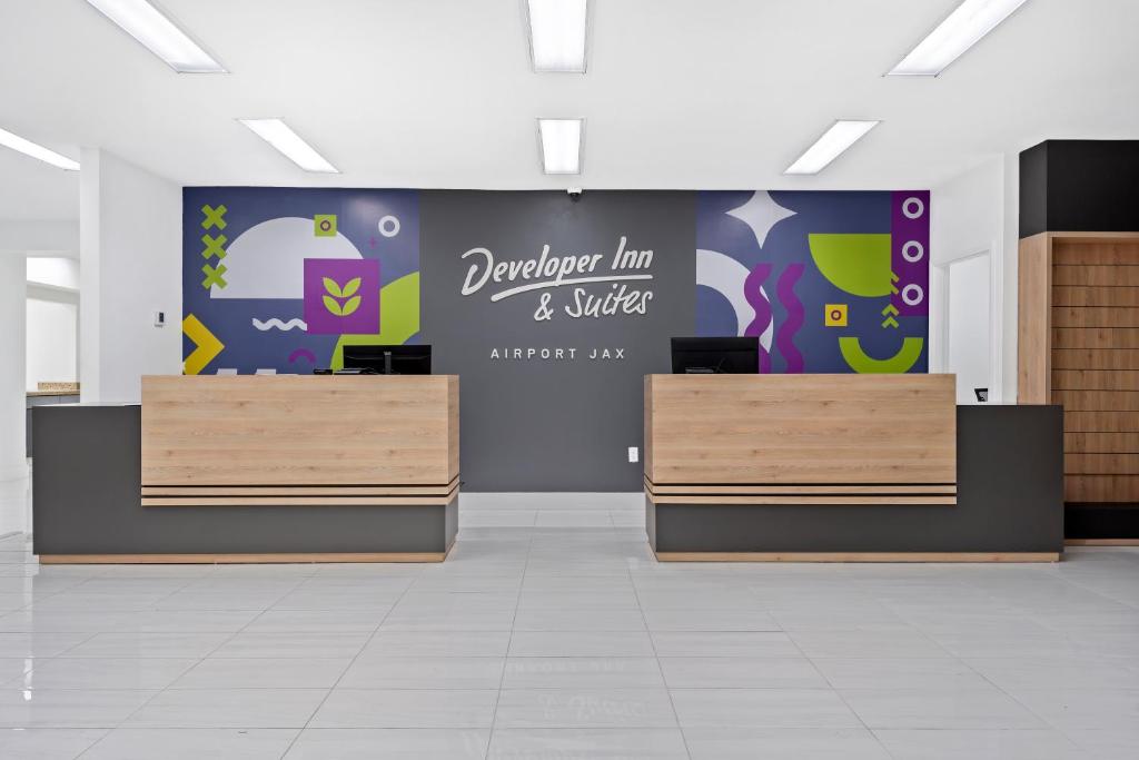 Developer Inn & Suites Airport JAX, a Baymont by Wyndham image