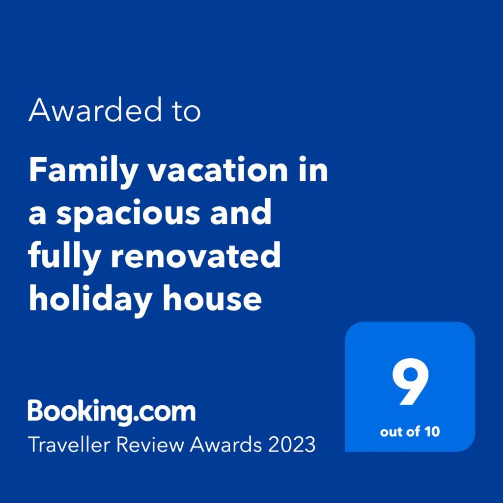 Family vacation in a spacious and comfortable holiday house photo 3