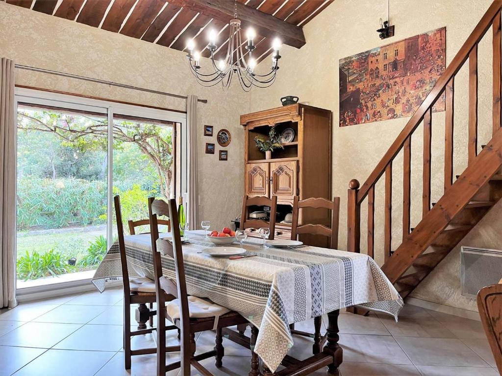 Maison Le Lavandou, 3 pièces, 6 personnes - FR-1-251-46 photo 2