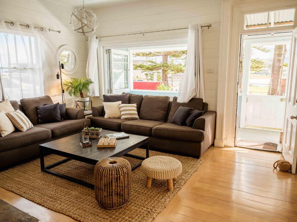 Driftwood Beach House photo 2
