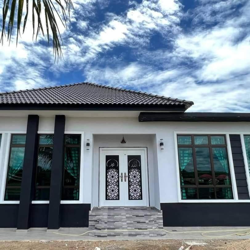 Qs Family Homestay Pasir Mas photo 1