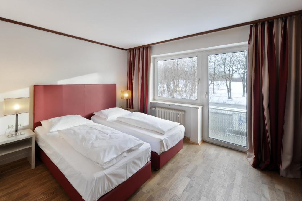 Двухместный (Двухместный номер с 2 отдельными кроватями), Ambassador Parkhotel