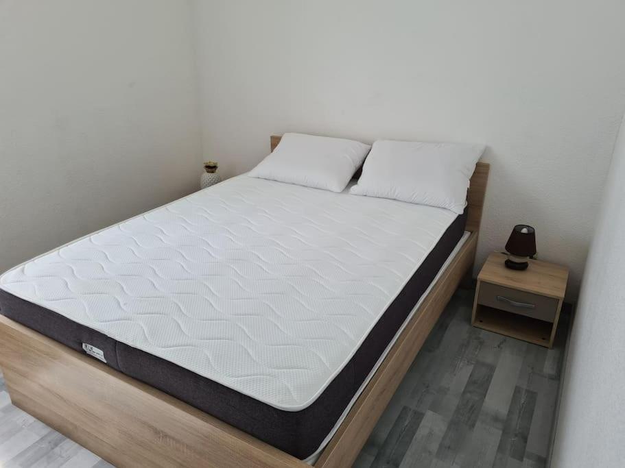 Appartement centre ville proche citadelle photo 3