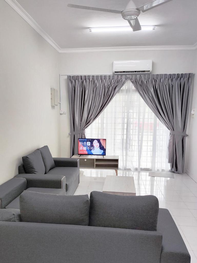 Gaya Homestay 3Bed 2Bath 12pax Taman Gaya JB 5min to Aeon&Ikea 高雅民宿 photo 1