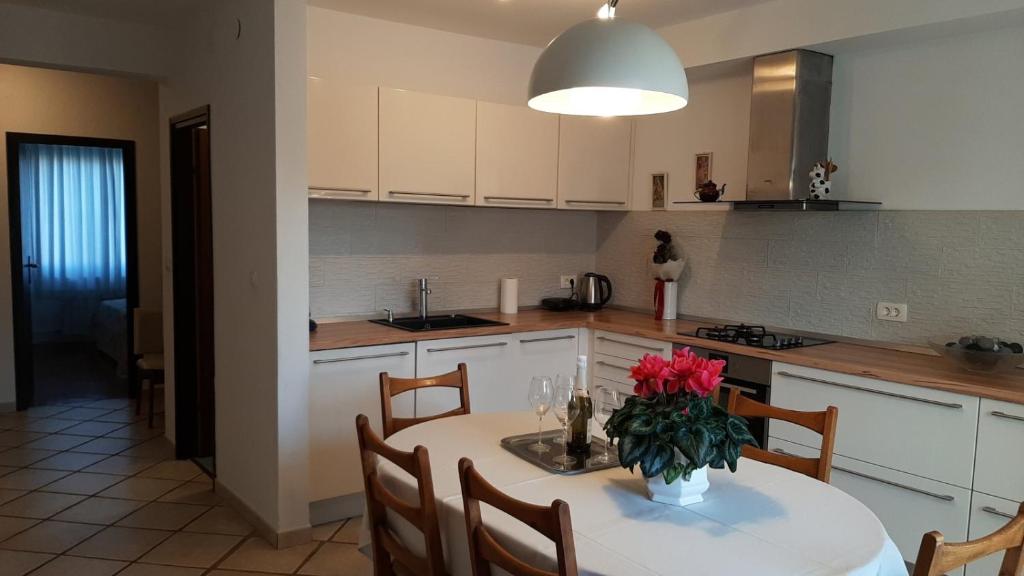 Apartman Nada I photo 4