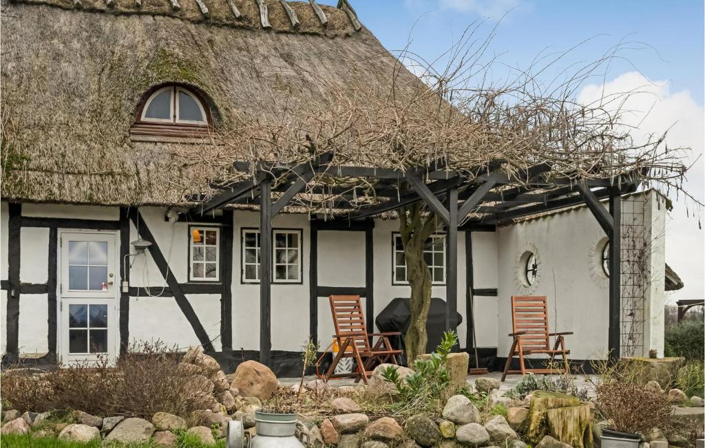 Beautiful Home In Stubbekbing With 3 Bedrooms And Wifi photo 4