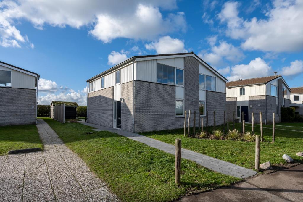 Ostreahof Gezin & Familie vakantiehuis aan strand en jachthaven photo 1