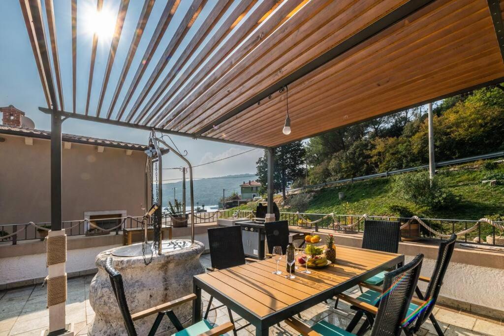 Villa in Istrien,Krnica with Jacuzzi photo 4