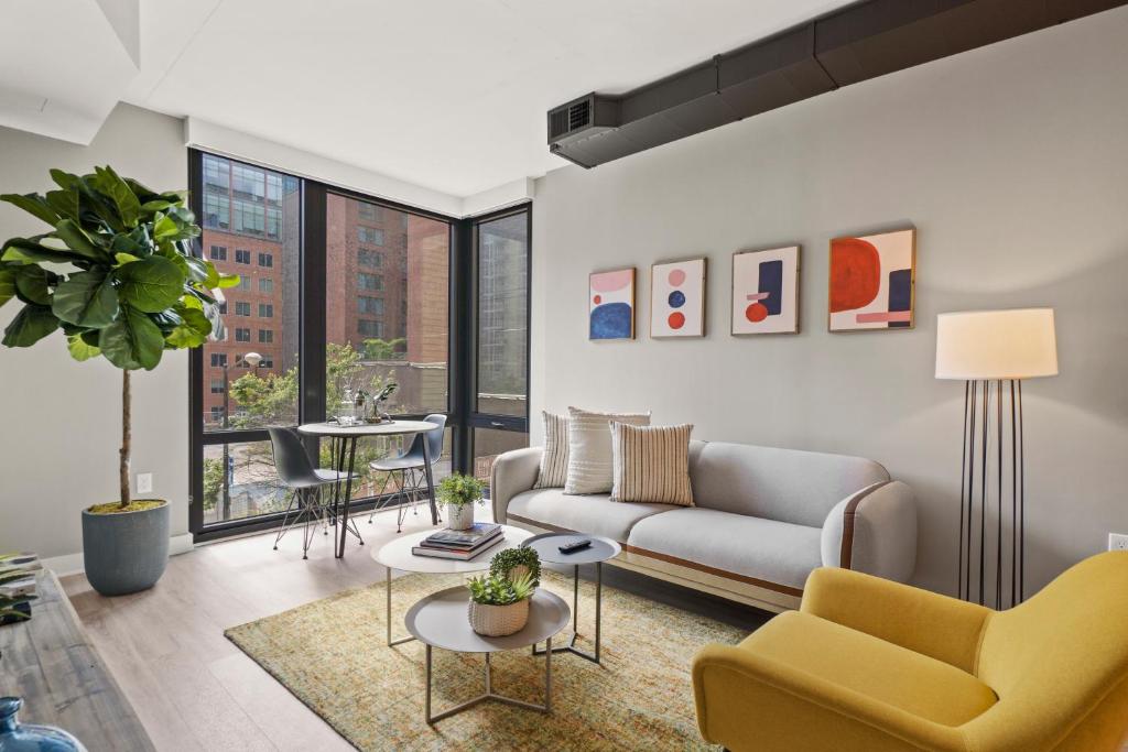 Coda on Half, a Placemakr Experience - Navy Yard - Tap to explore photos