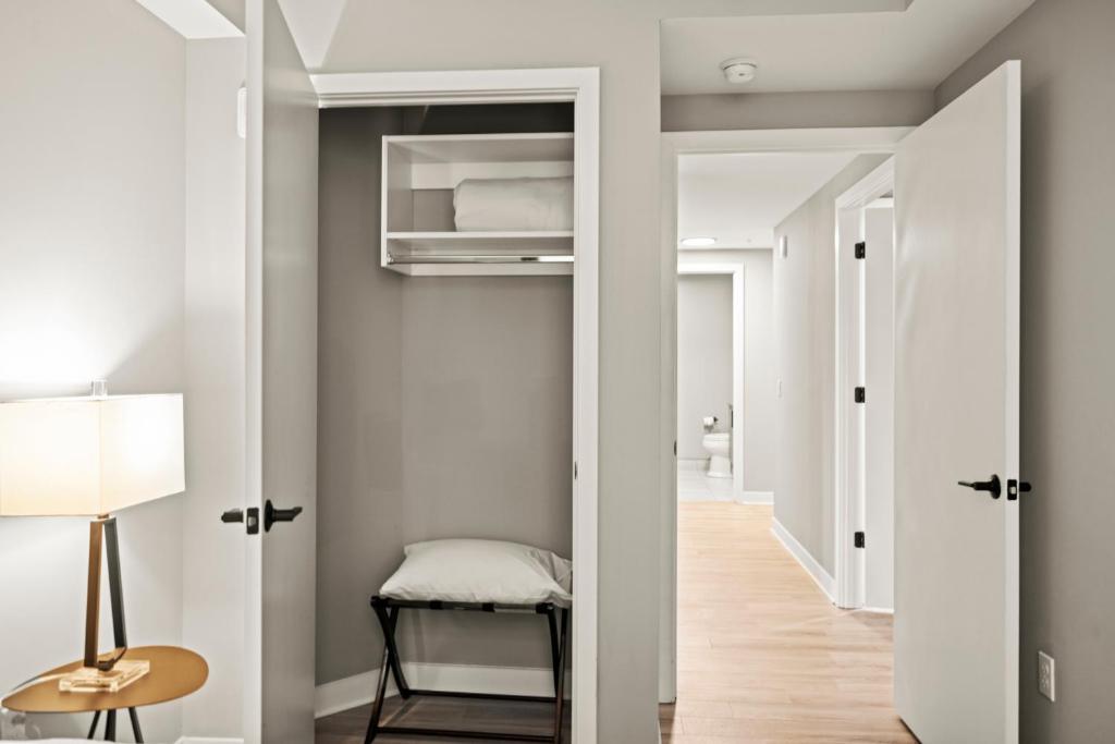 Coda on Half, a Placemakr Experience - Navy Yard - Tap to explore photos