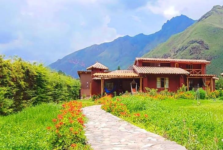 Bungalow Arkupunkuwasi vista a montañas photo 1