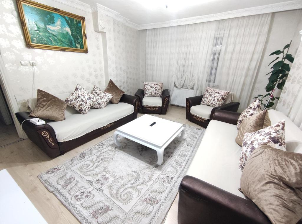 Central location, 10 minutes from Istanbul airport photo 2