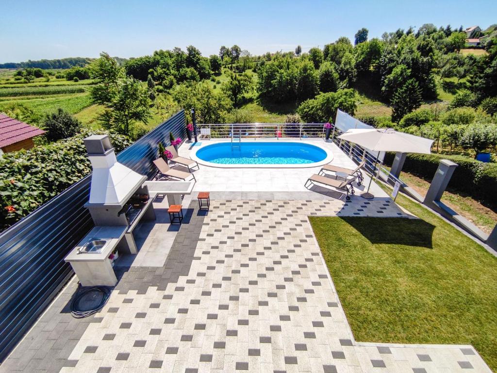 Luxury villa with a swimming pool Varazdin Breg, Zagorje - 20537 photo 3