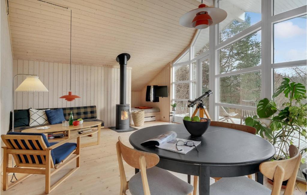 Nice Home In Vejby With 2 Bedrooms photo 4