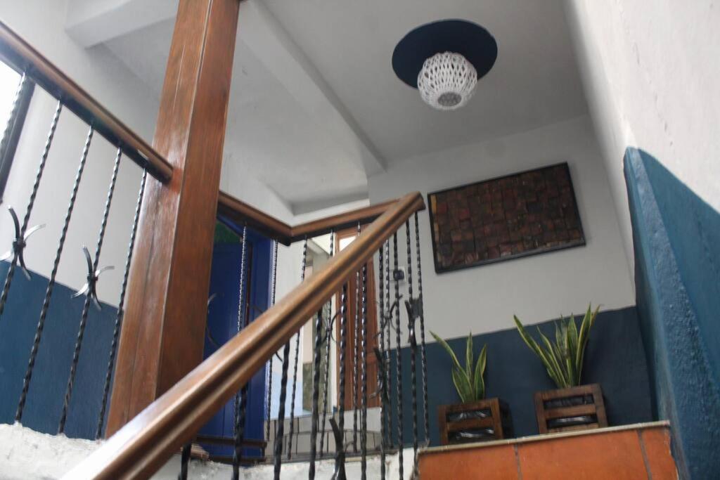 Linda casa azul ubicada en el corazón de Pátzcuaro photo 4