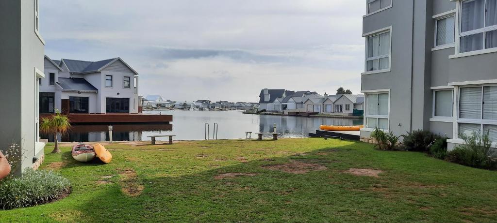 Marina View photo 4