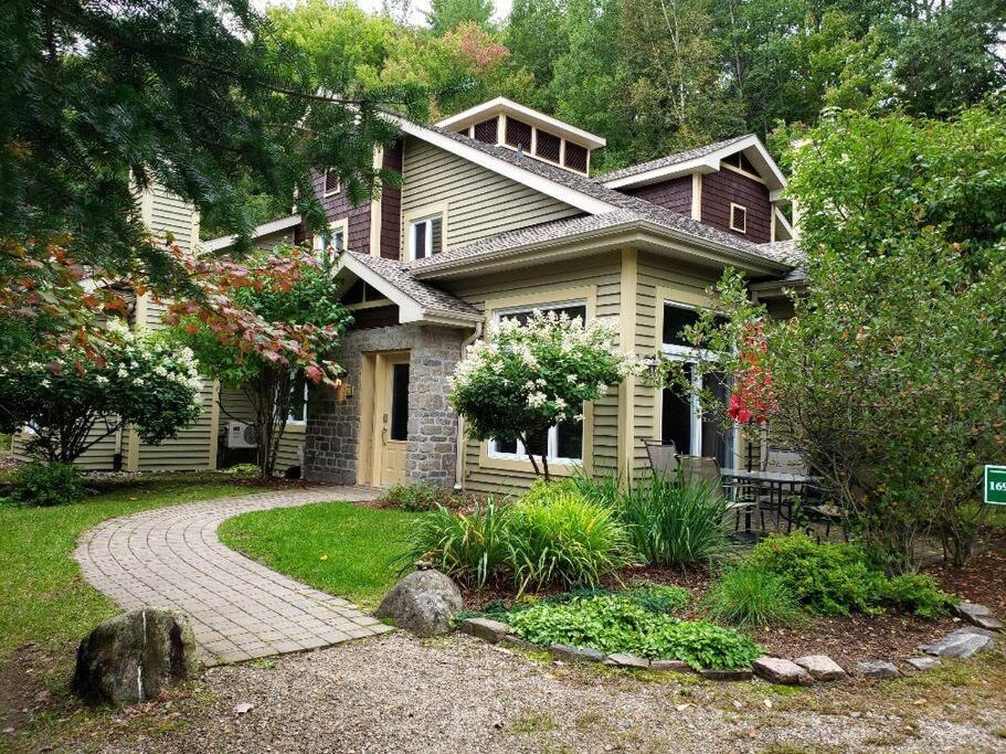 Excellent Townhome On Golf Course w/3 Bdrm 2 Bath photo 1