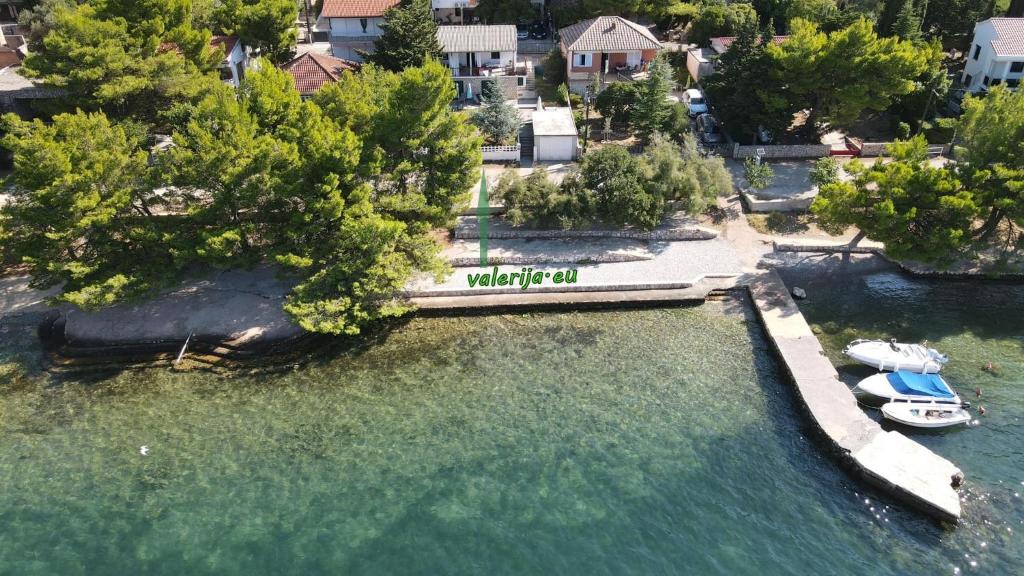 Beach House Valerija photo 1
