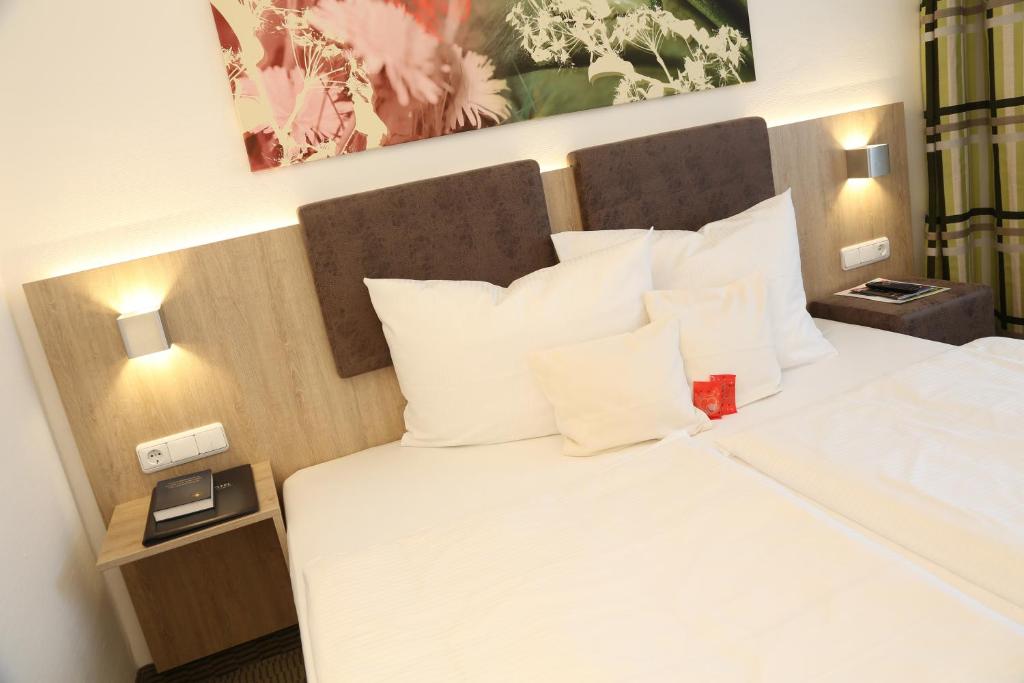 Central Hotel Eschborn photo 3