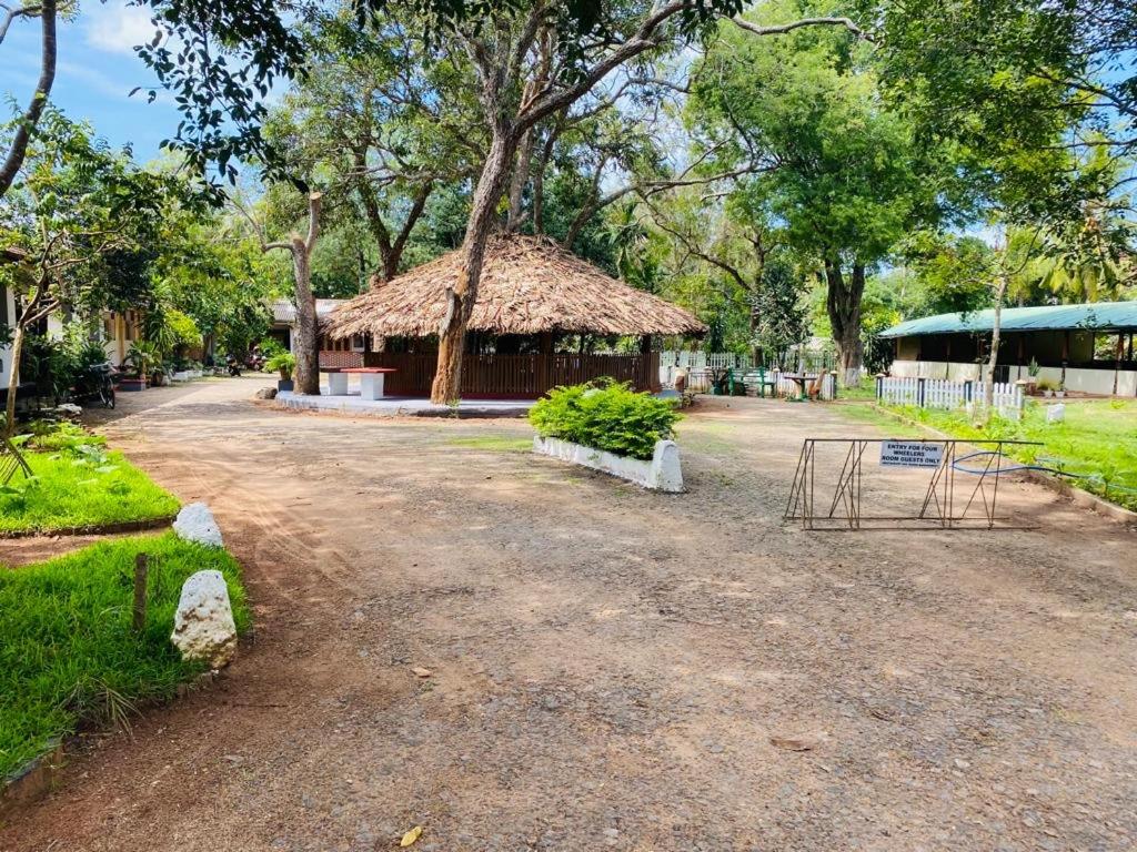 Resthouse Vavuniya photo 4