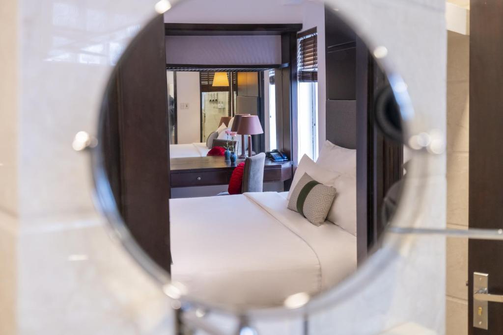 Hanoi Center Silk Charming Hotel & Travel