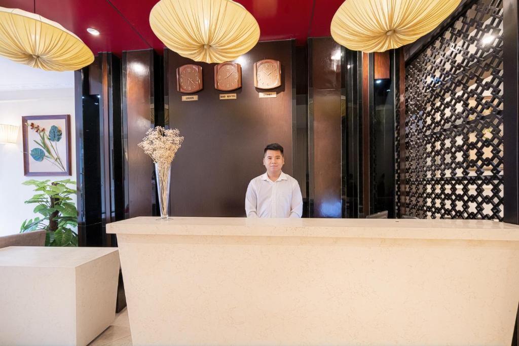 Hanoi Center Silk Charming Hotel & Travel