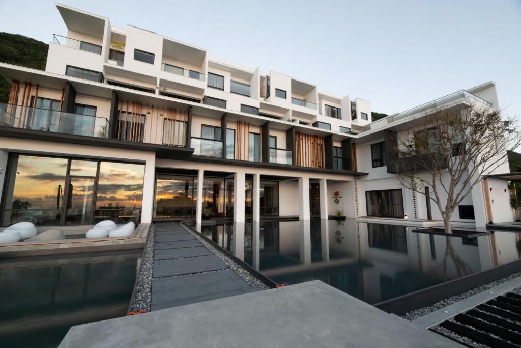 AQUA Tree Resort