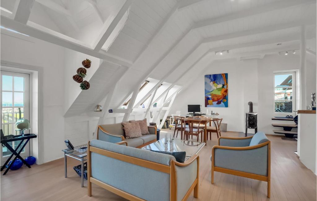 Stunning Apartment In Struer With 3 Bedrooms And Wifi photo 4