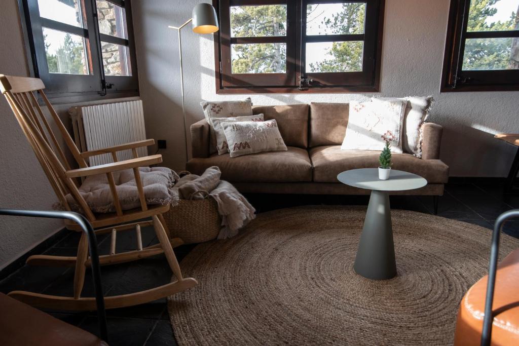 {
  "en-gb": "Borda Conangle Mountain Lodge"
} photo 1