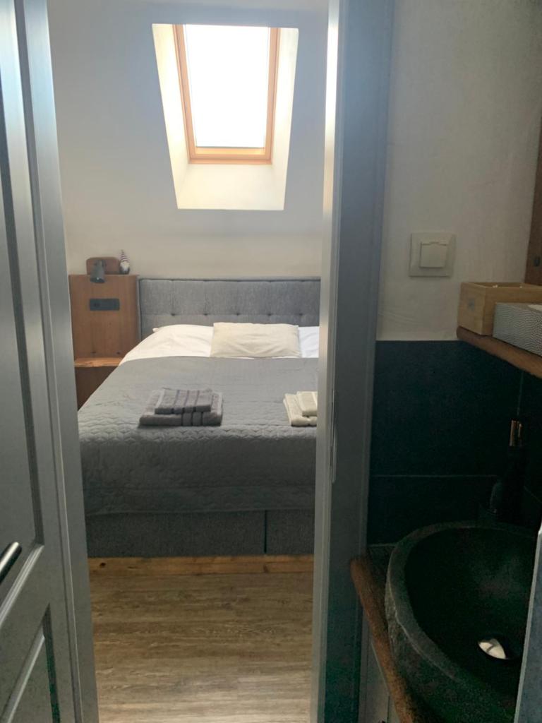 Hiša Pod gorami II****-house with wellness photo 2